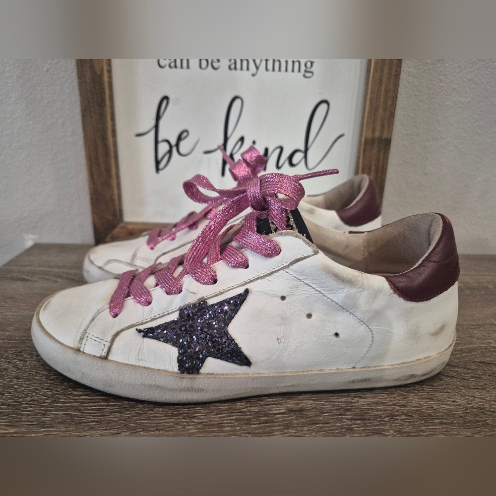Golden Goose White Sneakers with Purple Star and Pink Laces - Picture 2 of 6